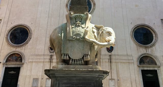 Elefantino Minerva Roma